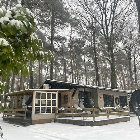 Chalet Sint Hotel Zutendaal Kültér fotó